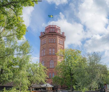 Swedish flag raised on Skansen's Bredablick tower