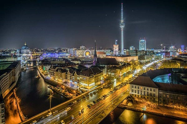 Berlin at night during advent